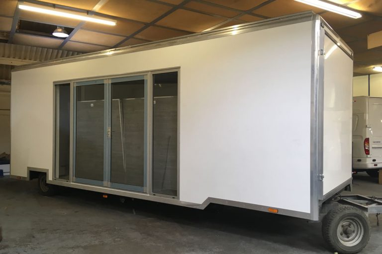 Exhibition drawbar trailer