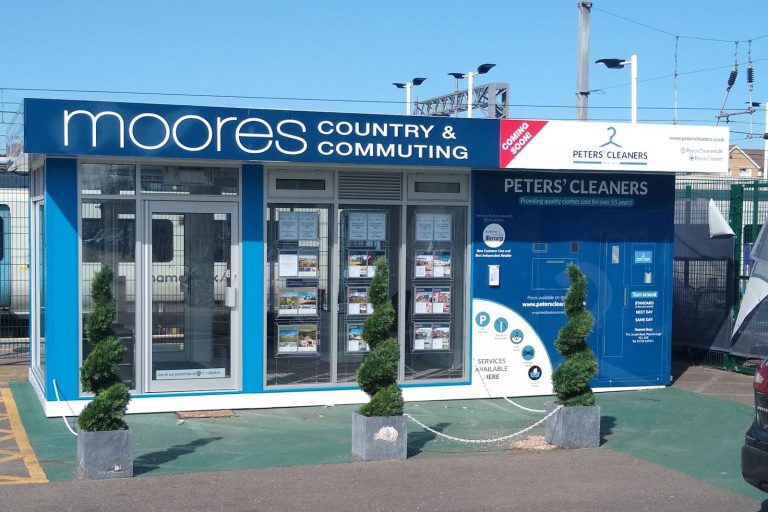 Retail pod