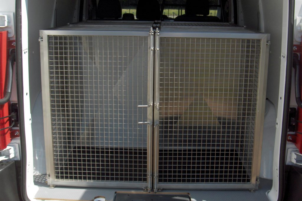 dog-van cage