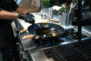 frying pan on gas ring 