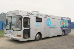 single deck information and exhibition vehicle